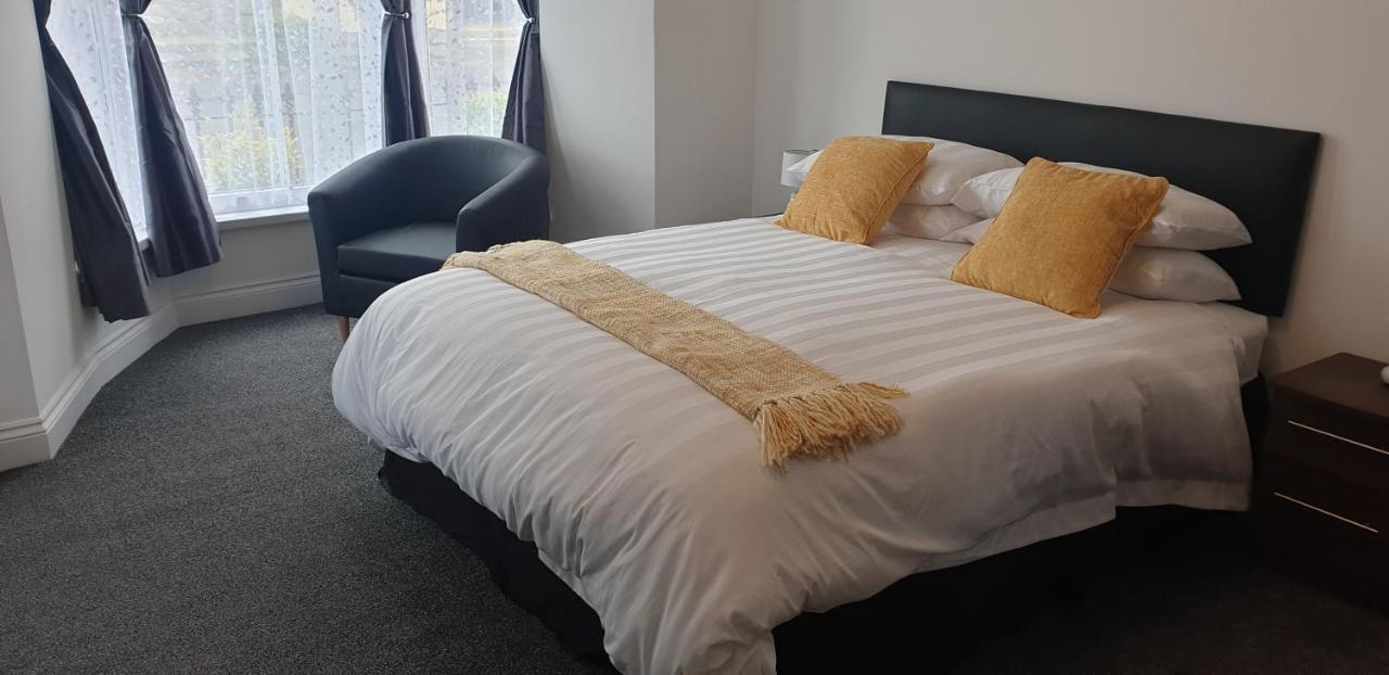 Glentworth Holiday Apartments 滕比 外观 照片